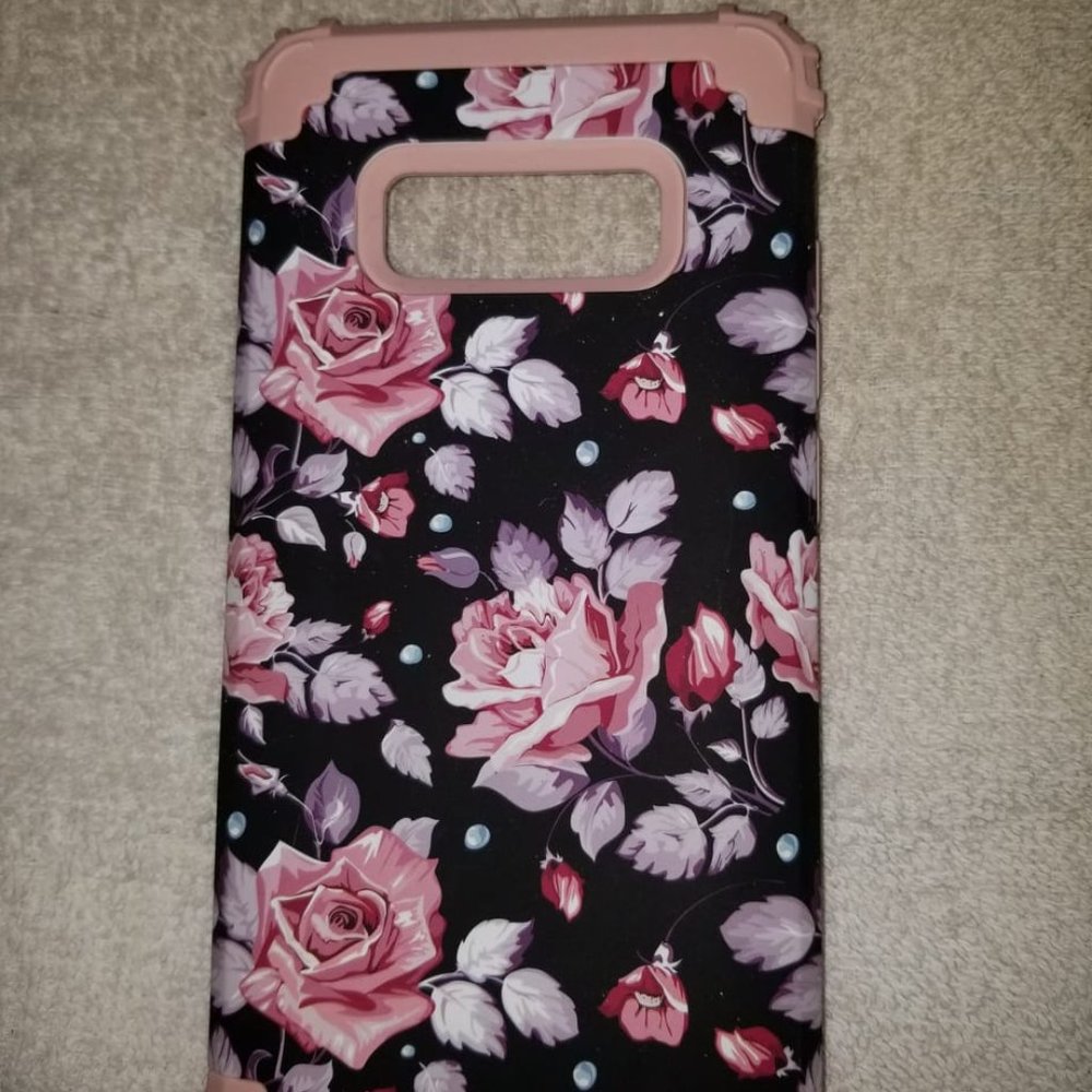 Cell phone cases for a Galaxy Note 8